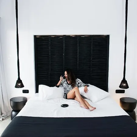 Agrari Bo Suites By Mykonos Rocks Exterior photo